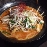 鉄板ダイニングZill - ユッケジャンラーメン(小ライス付き) 850円