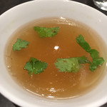 中國菜 雲蓉 - 椎茸スープ
