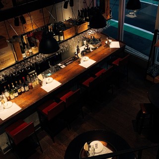 日常使いも、特別な日にも。名デザイナーが手がける大人の空間。