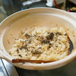 鮨松榮 - 天然とらふぐ出汁のご飯 黒トリュフ添え