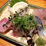 Kakure Izakaya Hanzou - 刺し盛り　一人前