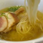RAMEN RS 改 - 鶏出汁艶塩の麺