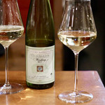 酒とタイ料理 ピッサヌローク - アルザス・リースリング