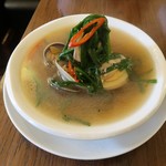 白はまぐりとにらの炒め物