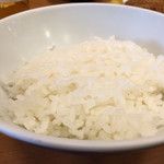 とんかつ八千代 - ご飯もすごく美味しかった。おかずにも合うし、そのままでもすごく美味しい。