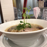 安居 - ま横からだと強過ぎる主張を感じます(笑)