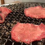 炭焼肉 石田屋。 博多中洲店 - 