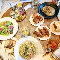 24/7 restaurant - 