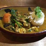 KARLY禅 - 牛すじホルモンと野菜