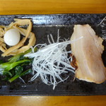 ラーメン専科 竹末食堂 - 具材