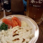 たつや - ポテサラ ヤマでマカロニサラダ＆白(敢えて)ホッピー☆