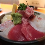 Den - 海鮮丼1000円