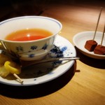 Yougan Yaki Kuroushino Sato - 食後の甘い口直し　紅茶～手作り生チョコ添えて