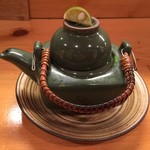 椀物 鯛の炙りと蕪の土瓶蒸し