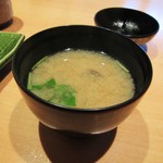 寿司栄 華やぎ - お味噌汁。