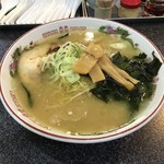 ラーメン 前田家 - ラーメン（大）
      ¥700-