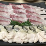 かず味家 - 鰤しゃぶの鰤と生牡蠣、鱈の白子