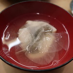 花いち - 船場汁、塩鯖と大根。
      優しいお出汁に塩鯖が良いアクセントでした！