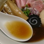 らぁ麺 はやし田 - のどぐろスープ