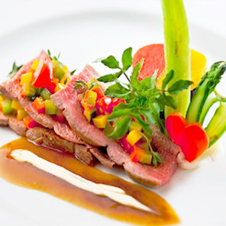 From authentic French cuisine to Japanese dishes. Dishes prepared with great care