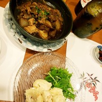 日本料理 空海 別亭 - 手前　かに焼売・奥　牛すじと大根煮込み　かなりボリューム有り