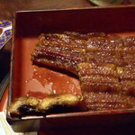 うなぎの助弥 - 案外肉厚があります