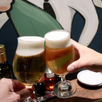 餃子とスパークリング バブルス - トリビーで乾杯〜♪