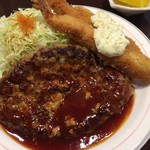 ハンバーグの店 ベア - ジャンボハンバーグ＆海老フライ