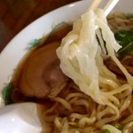 ラーメン 雅 - 【2018.12.28(金)】醤油ラーメン(大盛)・255gの麺