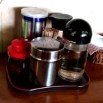 ラーメン 雅 - 【2018.12.28(金)】テーブルにある調味料