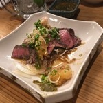 酒場 16番 - 牛たたき