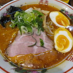 味噌ラーメン800円＋タマゴ100円