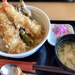 Ryuuguuden Honkan - 天丼のセット