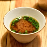 こけぴよ - 赤出汁