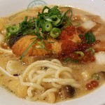麺屋 六感堂 - とろサーモン粕汁そば