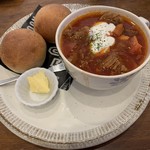 COJICAFE - Bランチ 牛すじのボルシチ（パンorライス）…税込1300円