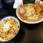 中華ソバ 伊吹 - 