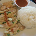 セップ‥! イリー - ・「ランチB カオマンガイ(\750)」のアップ。