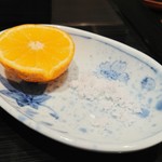 てんぷら 近藤 - 完熟スダチ・塩