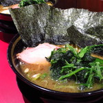 家系ラーメン 稲葉家 - 