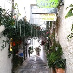 L' ARCO DEI SAPORI - グリーンアーチの左右同じ店