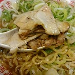 味一品 - チャーシューを重ね重ね