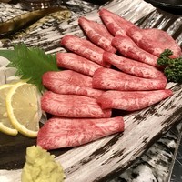 焼肉 宮中 - たん刺し！