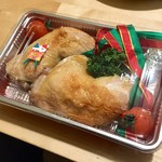 mi-toandowaimbambuxu - クリスマスのテイクアウトのローストチキン骨付きモモ肉（2本）