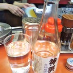 丸吉飯店 - 日本酒冷酒 ７５０円(税込)(2018年12月27日撮影)