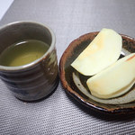 ガラガラドン - デザート　シンプルにりんごと緑茶