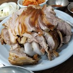 뚱뚱이할머니집 - ゾッパル(豚足)の小