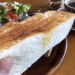 KUYONARA CAFE - 見よ！このトーストの厚みを