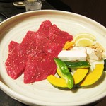 炭火焼肉 米沢亭 - ヒレ。