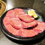 Sumibiyakiniku Yonezawatei - 上タン。